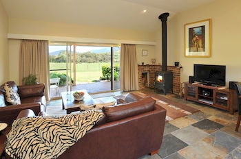 Langbrook Estate Cottages - Accommodation Gold Coast 9