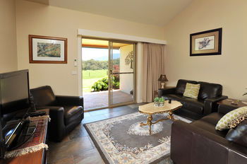 Langbrook Estate Cottages - Accommodation Gold Coast 17