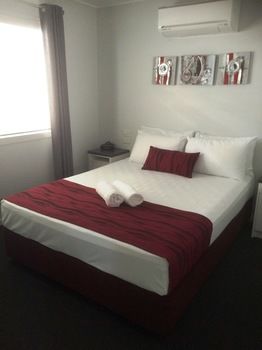 Alex Beach Cabins - Accommodation Gold Coast 4