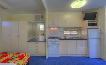 Alex Beach Cabins - Accommodation Gold Coast 27