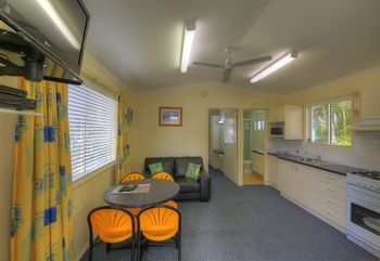 Alex Beach Cabins - Accommodation Gold Coast 37