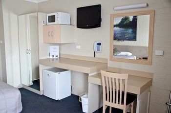 Baybrook Motor Inn & Apartments - Accommodation Gold Coast 1