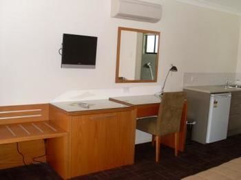 The Denman - Accommodation Gold Coast 3