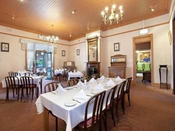 The Victoria & Albert Guesthouse - Gold Coast 4U 8