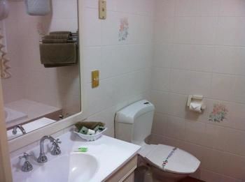 Golden Grain Motor Inn - Accommodation Gold Coast 6