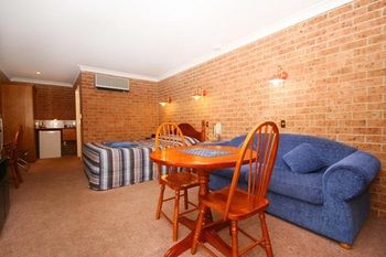 Golden Grain Motor Inn - Accommodation Gold Coast 18