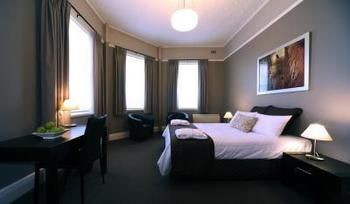 Carrington Place - Accommodation Gold Coast 0