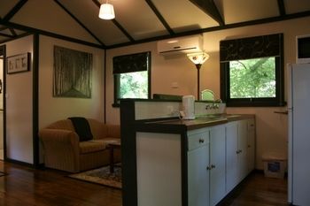 Tudor Cottages Mt Dandenong - Accommodation Gold Coast 29