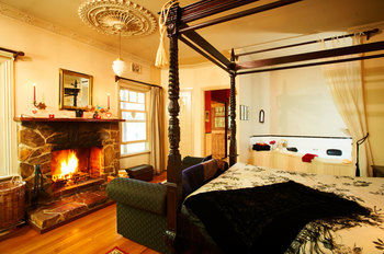 Merrow Cottages - Accommodation Gold Coast 4