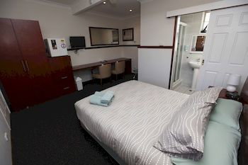 Across Country Motel And Serviced Apartments - Accommodation Gold Coast 8
