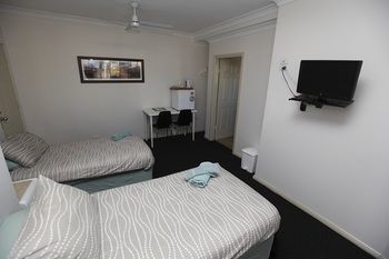 Across Country Motel And Serviced Apartments - Accommodation Gold Coast 16