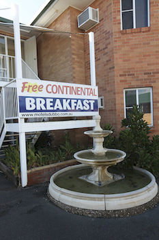 Across Country Motel And Serviced Apartments - Accommodation Gold Coast 23