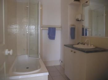 River Sands Apartments - Accommodation Gold Coast 3