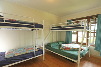 Pittwater YHA - Hostel - Accommodation Gold Coast 11