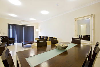 Astina Serviced Apartments - Central - Accommodation Gold Coast 6