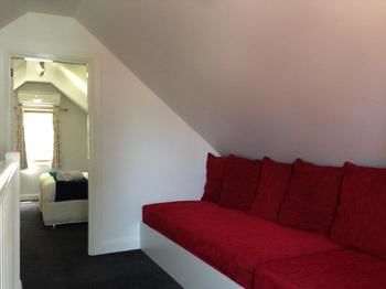 Studio@the Close Morpeth - Accommodation Gold Coast 5