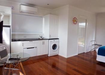 Studio@the Close Morpeth - Accommodation Gold Coast 8