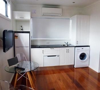 Studio@the Close Morpeth - Accommodation Gold Coast 9