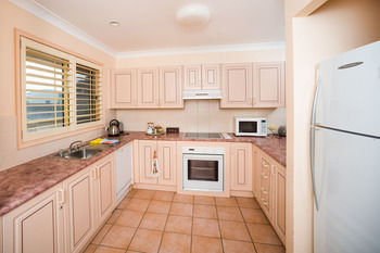 Birchgrove Apartments - Accommodation Gold Coast 26