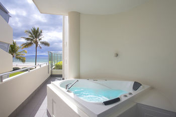 On The Beach Noosa - Accommodation Gold Coast 48