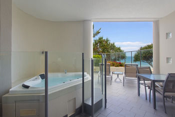 On The Beach Noosa - Accommodation Gold Coast 57
