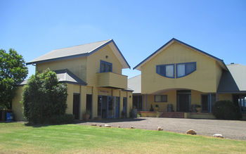 Tranquil Vale Vineyard & Cottages - Accommodation Gold Coast 16