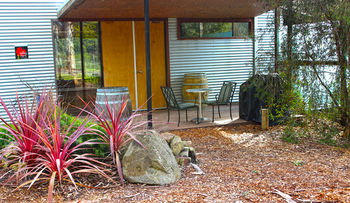 Valley Farm Vineyard Cottages - Accommodation Gold Coast 13