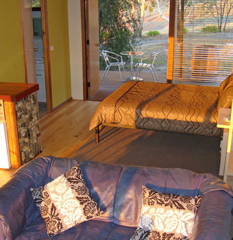 Valley Farm Vineyard Cottages - Accommodation Gold Coast 14