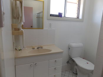 Civic Motel - Accommodation Gold Coast 13
