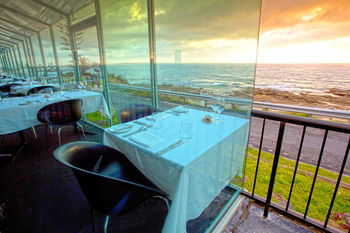 Ocean Front At The Entrance - Accommodation Gold Coast 15