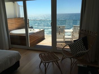Ocean Front At The Entrance - Accommodation Gold Coast 30