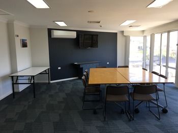 Ocean Front At The Entrance - Accommodation Gold Coast 50