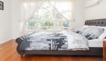 Eltham Retreat - Accommodation Gold Coast 6