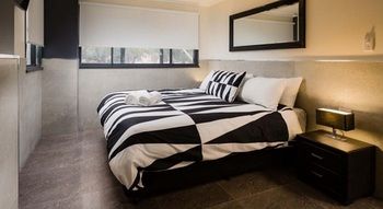 Nautilos Apartments - Accommodation Gold Coast 13