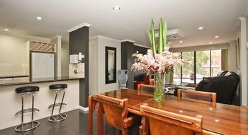 Nautilos Apartments - Accommodation Gold Coast 19