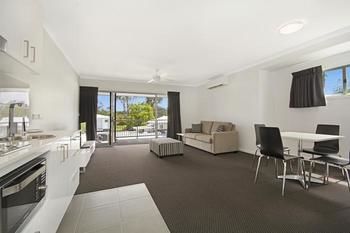 Cooroy Luxury Motel Apartments Noosa - Accommodation Gold Coast 11
