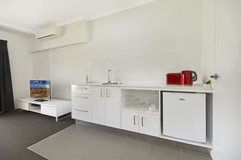 Cooroy Luxury Motel Apartments Noosa - Accommodation Gold Coast 14