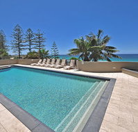 Clubb Coolum Beach Resort - Accommodation Gold Coast