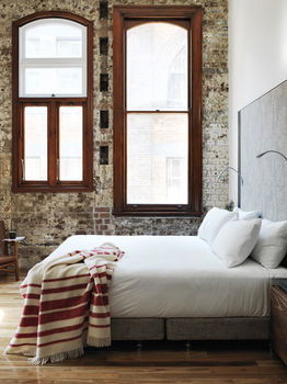 The Old Clare Hotel - Accommodation Gold Coast 3