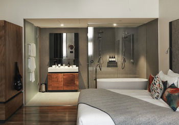 The Old Clare Hotel - Accommodation Gold Coast 45