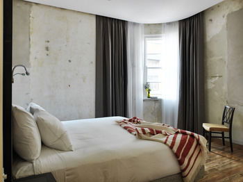 The Old Clare Hotel - Accommodation Gold Coast 62