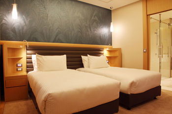 The Tank Stream - Accommodation Gold Coast 19
