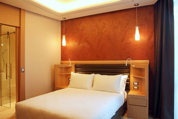 The Tank Stream - Accommodation Gold Coast 40