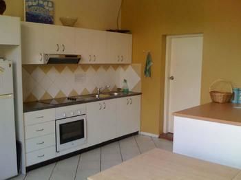 Sinclairs City Hostel - Accommodation Gold Coast 0