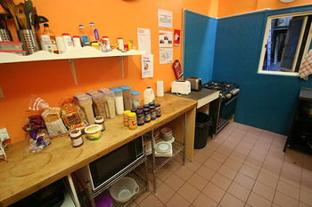 Zing Backpackers - Accommodation Gold Coast 0