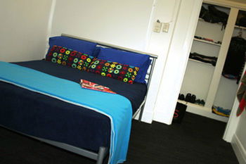 Zing Backpackers - Accommodation Gold Coast 7