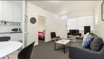 Apartment2c - Lennox 10 - Accommodation Gold Coast 1
