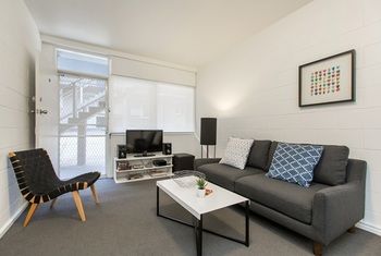 Apartment2c - Lennox 10 - Accommodation Gold Coast 6