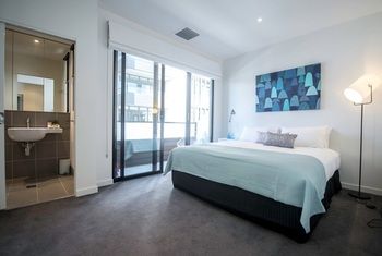 Apartment2c - Highline - Accommodation Gold Coast 0