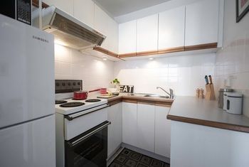 Apartment2c - Ormond - Accommodation Gold Coast 7